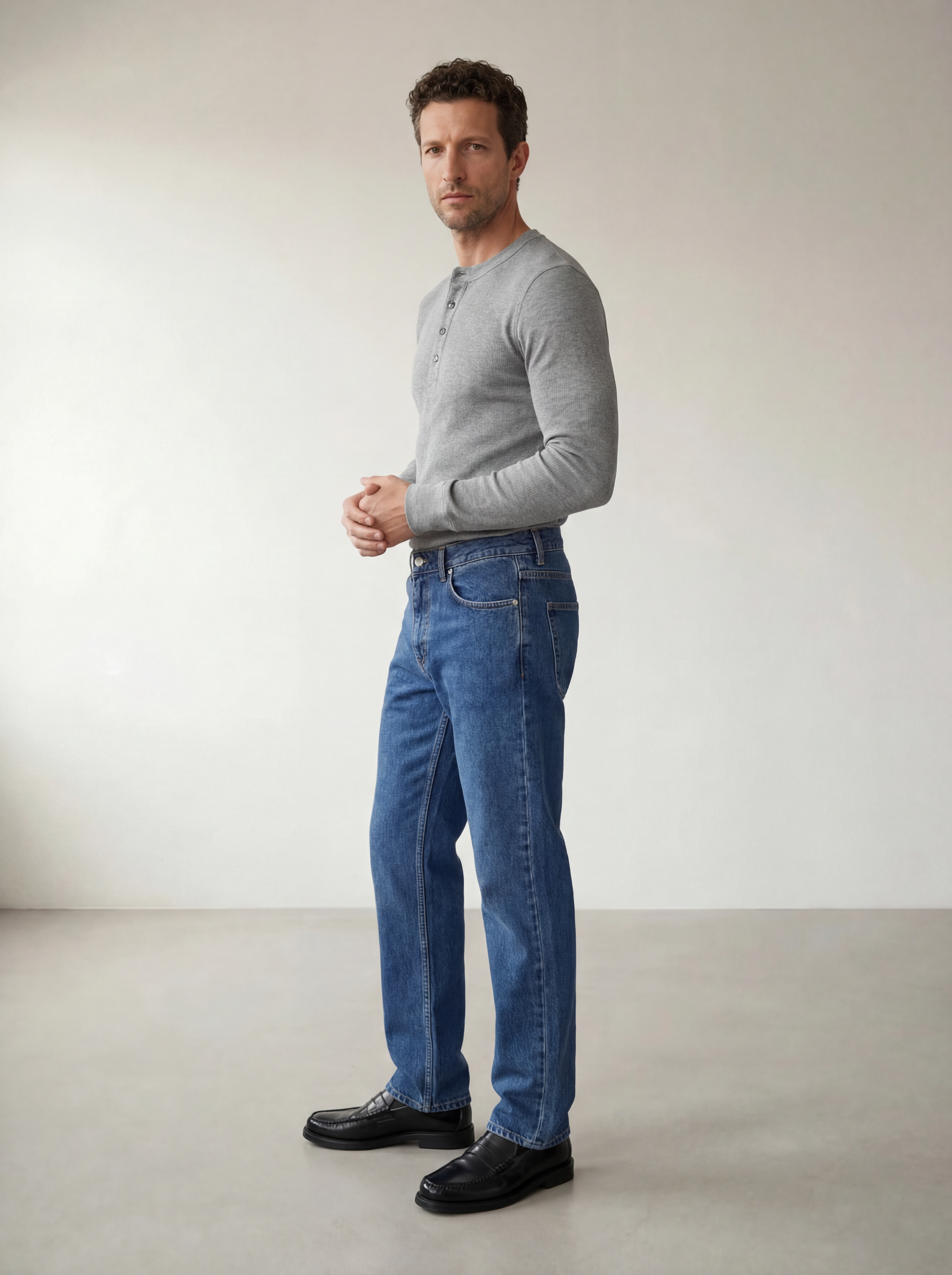 The Peter Muscle-Fit Henley Ribbed Shirt
