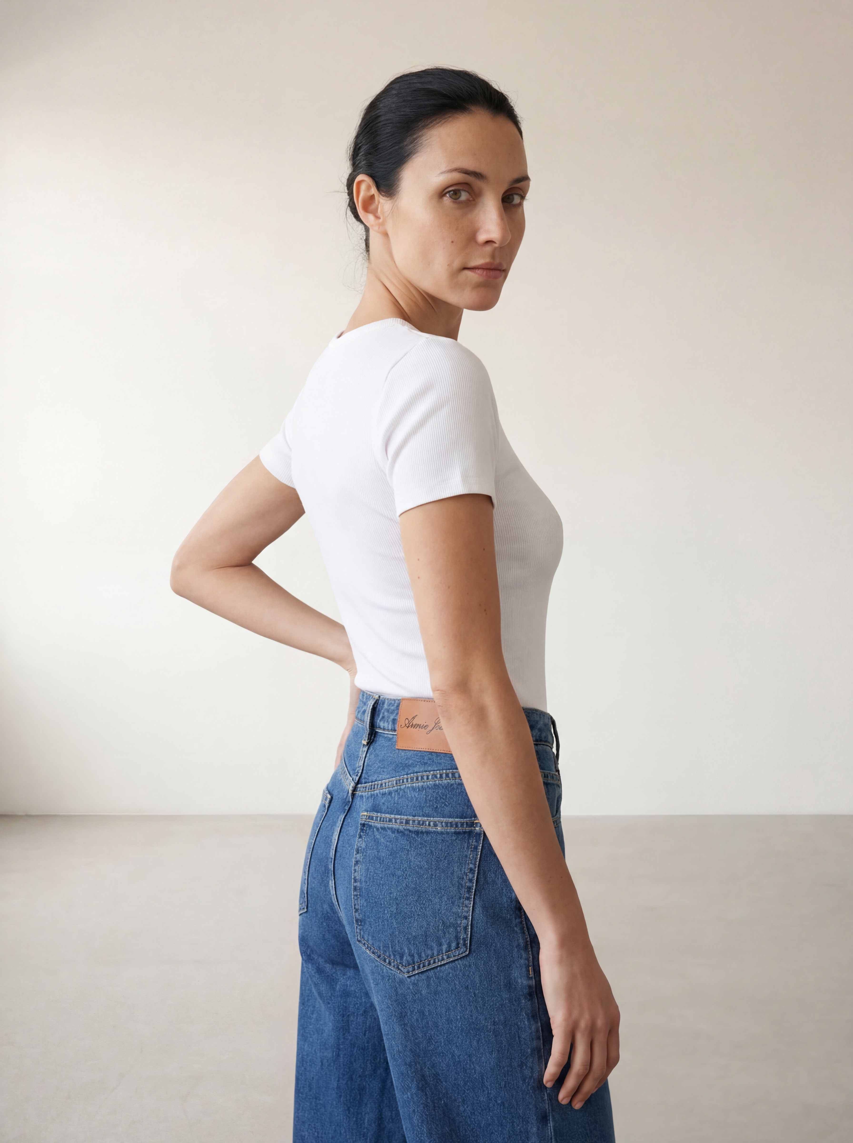 The Joan Barrel Leg Jeans