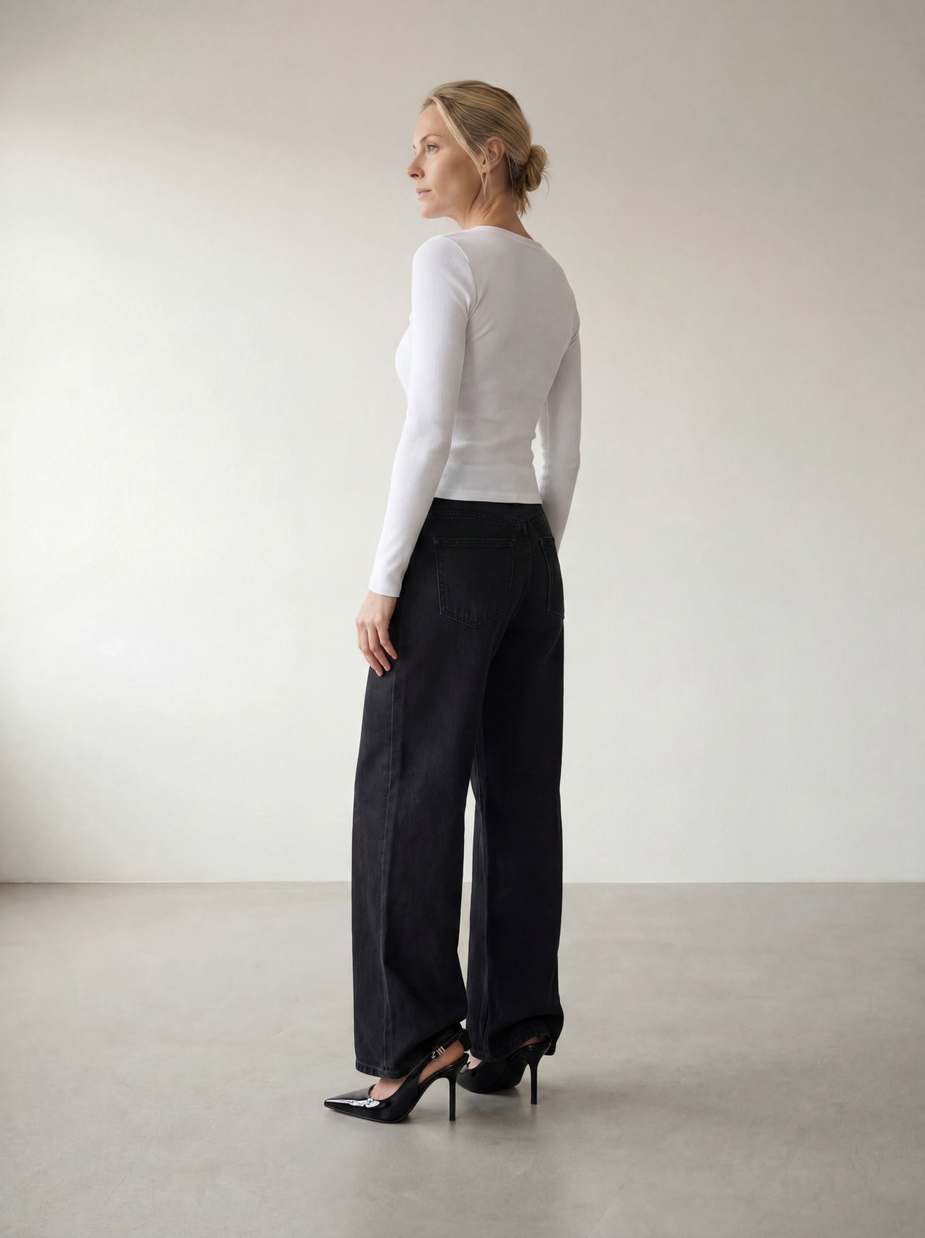 The Petra Henley Top - White